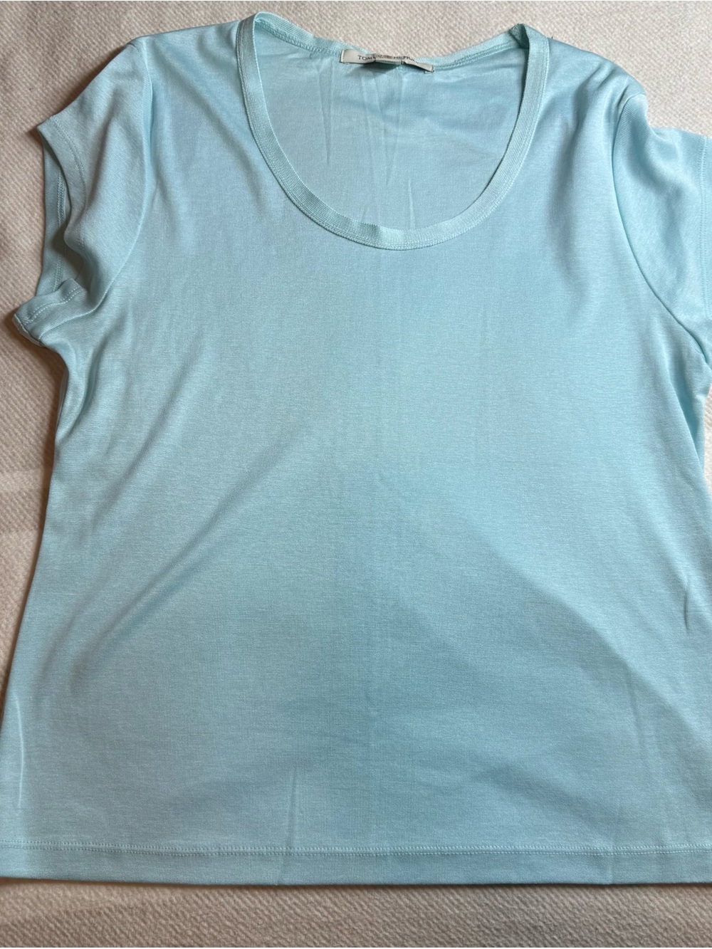 NWT Tommy Hilfiger cotton tee